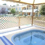 Villaggio Tulipano Lägenhet *